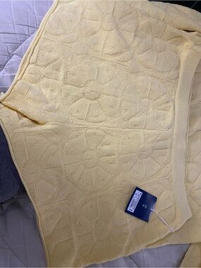 Roller Rabbit Pale Yellow Textured Knit shorts